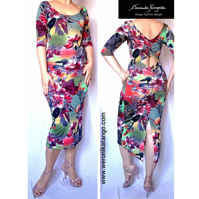 Ariel - pencil dress with ruffles at the back