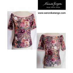 Top with sleeves off the shoulders