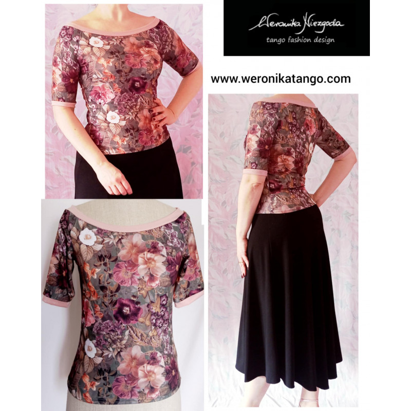 Top with sleeves off the shoulders