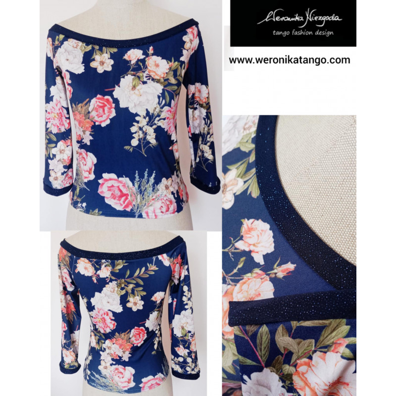 Top with sleeves off the shoulders