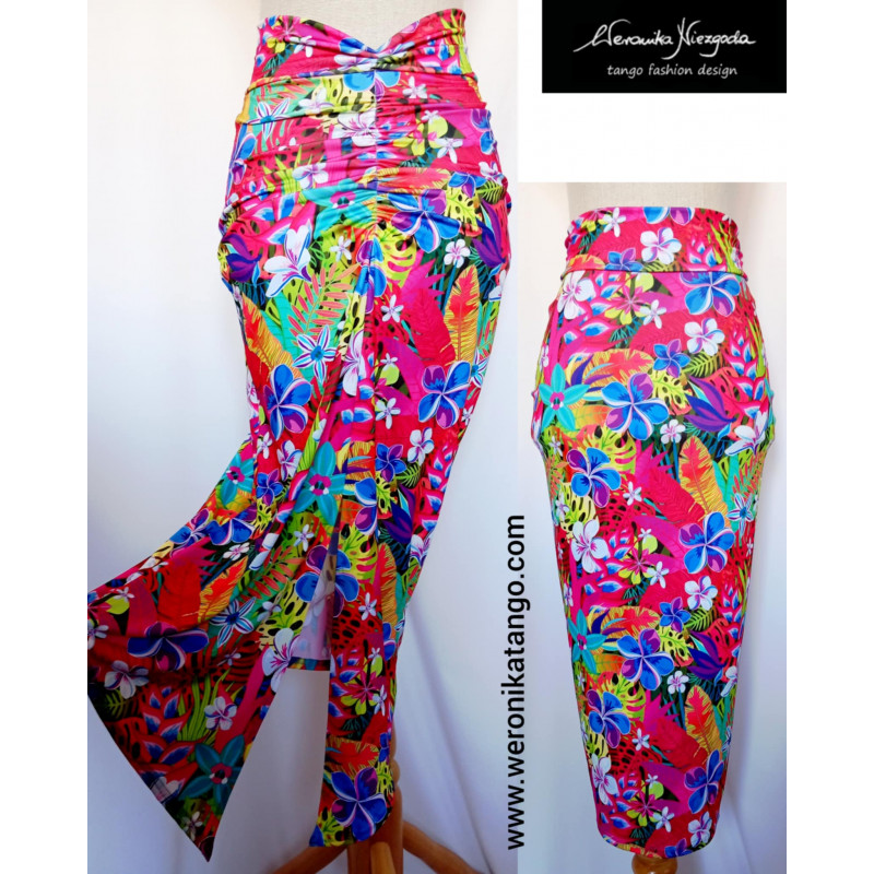 Veronica - pencil skirt with ruffles at the back