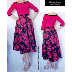 Wide dancing dress with silky skirt