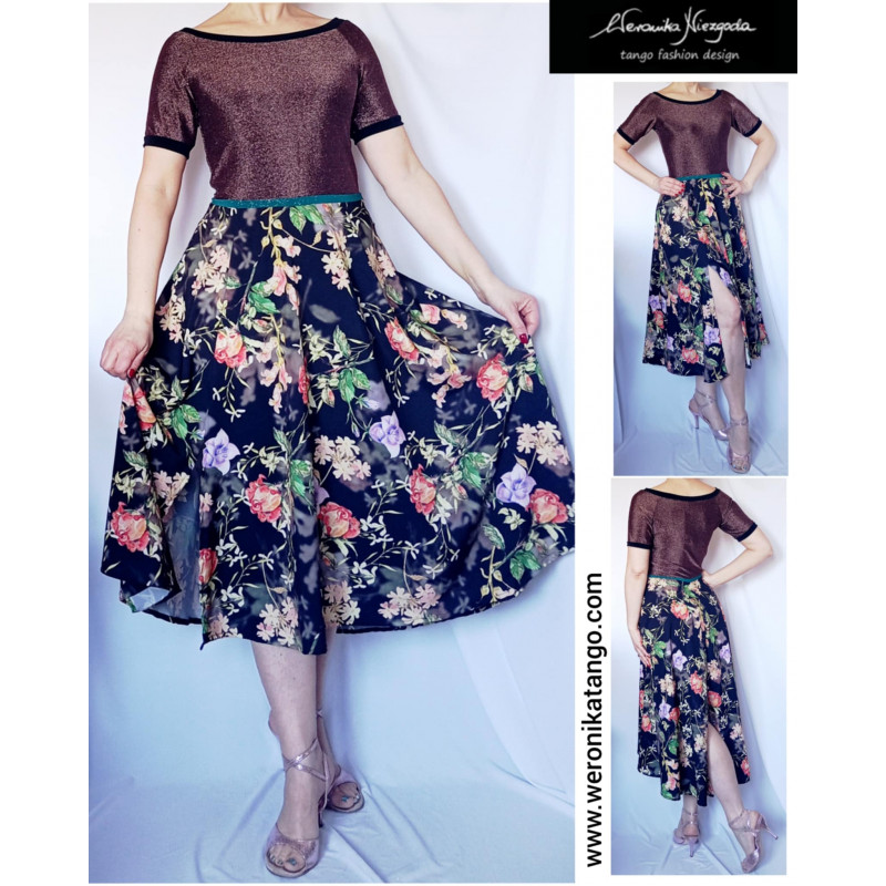 Wide dancing dress with silky skirt