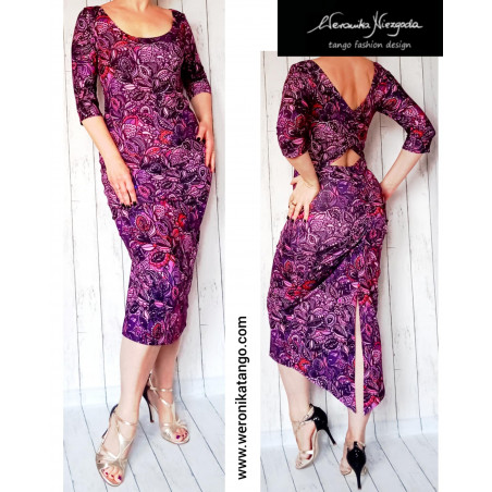 Ariel - pencil dress with ruffles at the back