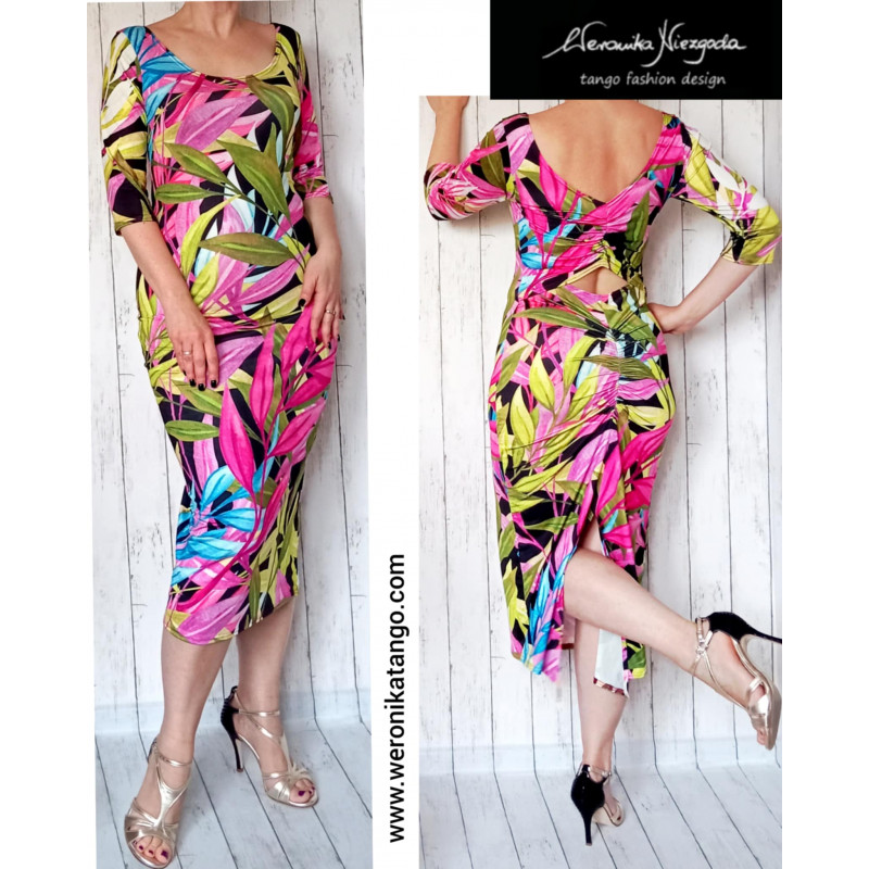 Ariel - pencil dress with ruffles at the back