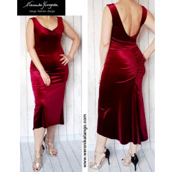 LUXIA - pencil dress with open back