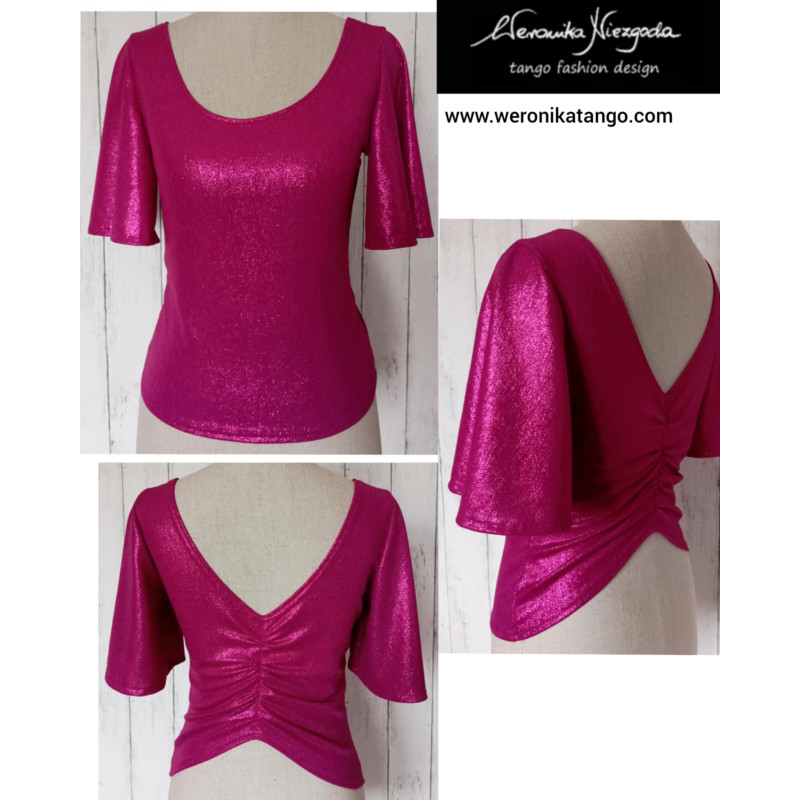 Top z rozkloszowanym rękawem