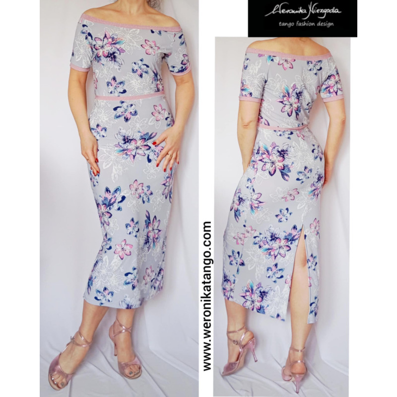 Hannah Pencil dress with a dropping sleeve