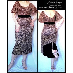 Ołówkowa sukienka z okienkiem