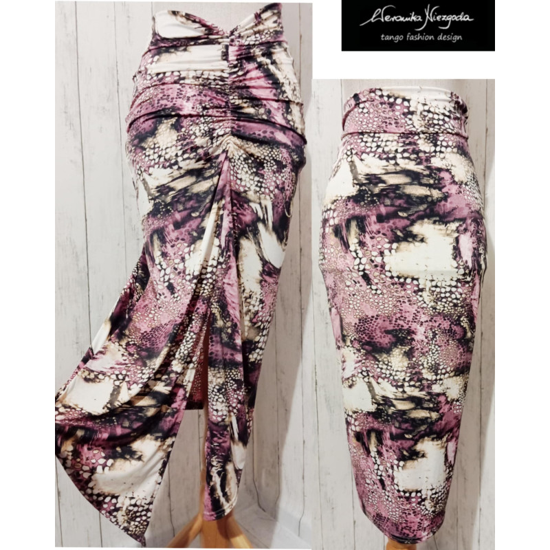 Veronica - pencil skirt with ruffles at the back