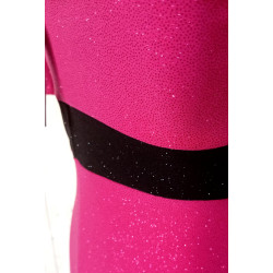 Ołówkowa sukienka z brokatem