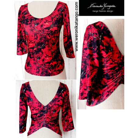 Top z marszczeniem z tyłu