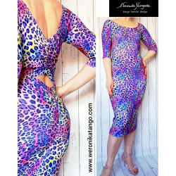 Ariel - pencil dress with ruffles at the back