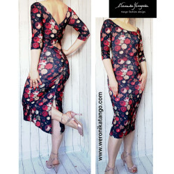 Ariel - pencil dress with ruffles at the back