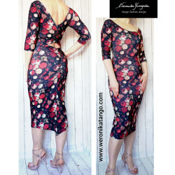 Ariel - pencil dress with ruffles at the back