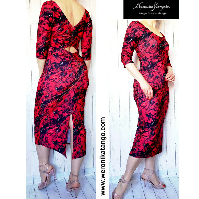 Ariel - pencil dress with ruffles at the back