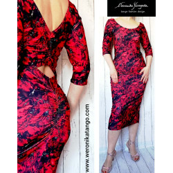 Ariel - pencil dress with ruffles at the back