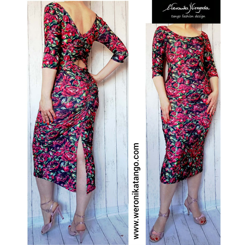 Ariel - pencil dress with ruffles at the back