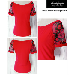 Top with sleeves off the shoulders